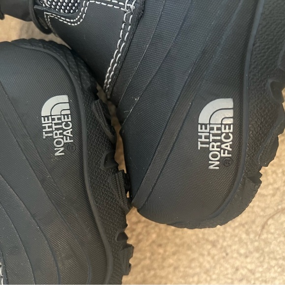 The North Face Women’s Winter Boots Waterproof, Insulated, Durable - Picture 5 of 6